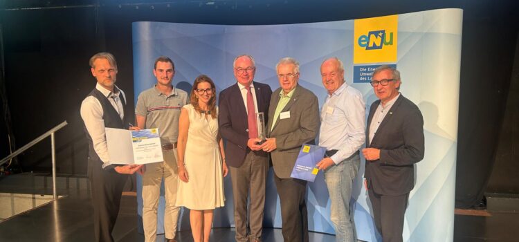 Innovationspreis der NÖ Speicherliga für Neulengbach und die Energiegenossenschaft Elsbeere Wienerwald Innovationspreis der NÖ Speicherliga für Neulengbach und die Energiegenossenschaft Elsbeere Wienerwald